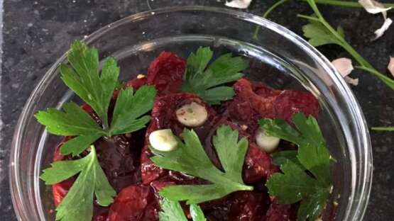 Spicy marinated sun-dried tomatoes