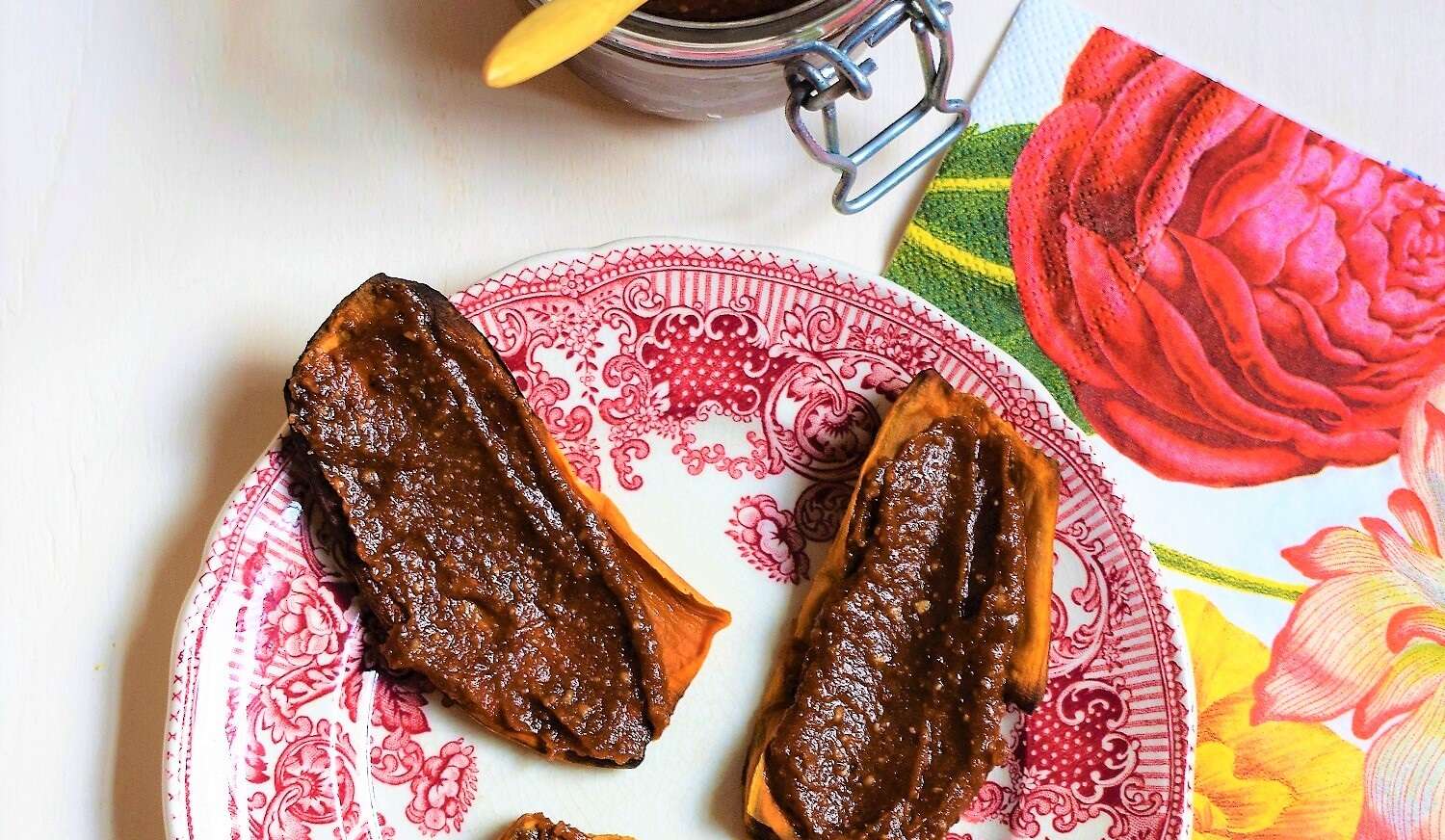 Home-made chocolate spread