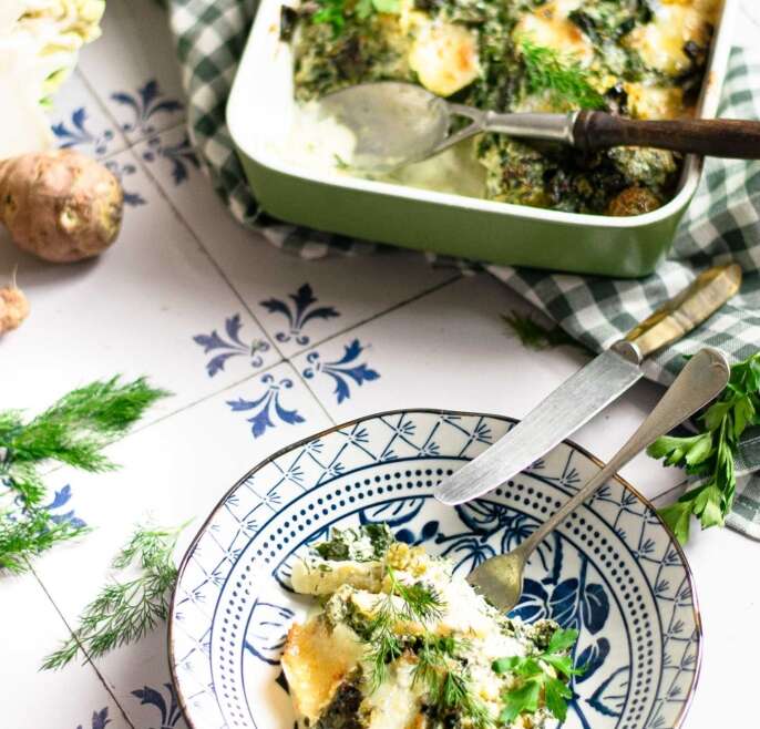 Winter veggies oven dish with cream and cheese