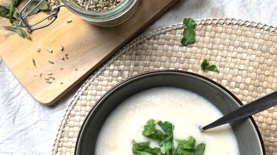 Cauliflower and coconut soup