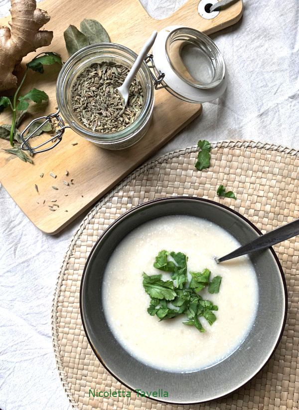 Cauliflower and coconut soup