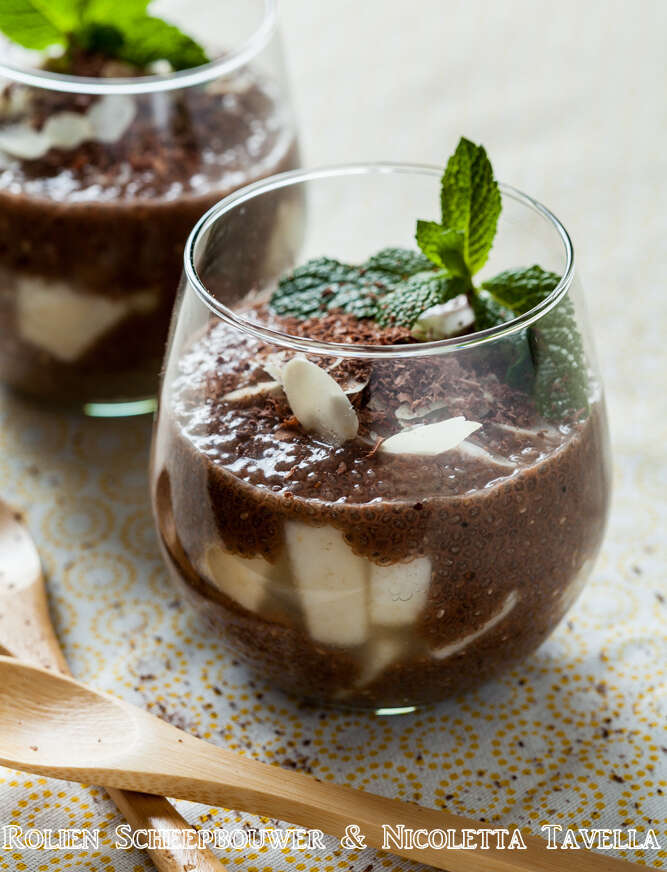 Chia pudding with cocoa and pear