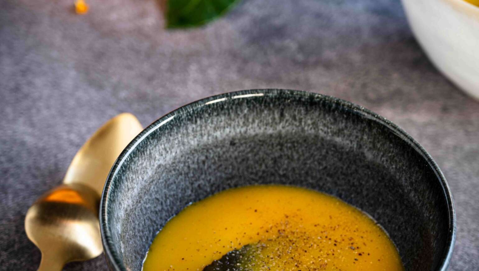 Super simple squash soup