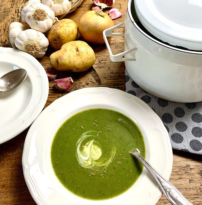 Curried spinach and potato soup
